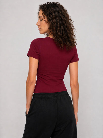Zemër Slim Fit Performance T-Shirt